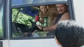Oppilaat heräävät ja ...