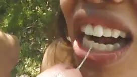Nuori oppilas, joka  ...