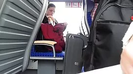 Kaksi kumppania anaa ...